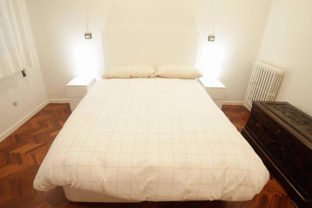 Apartamento Piso Lujo En Gran Via Con Garaje Vigo Exterior foto