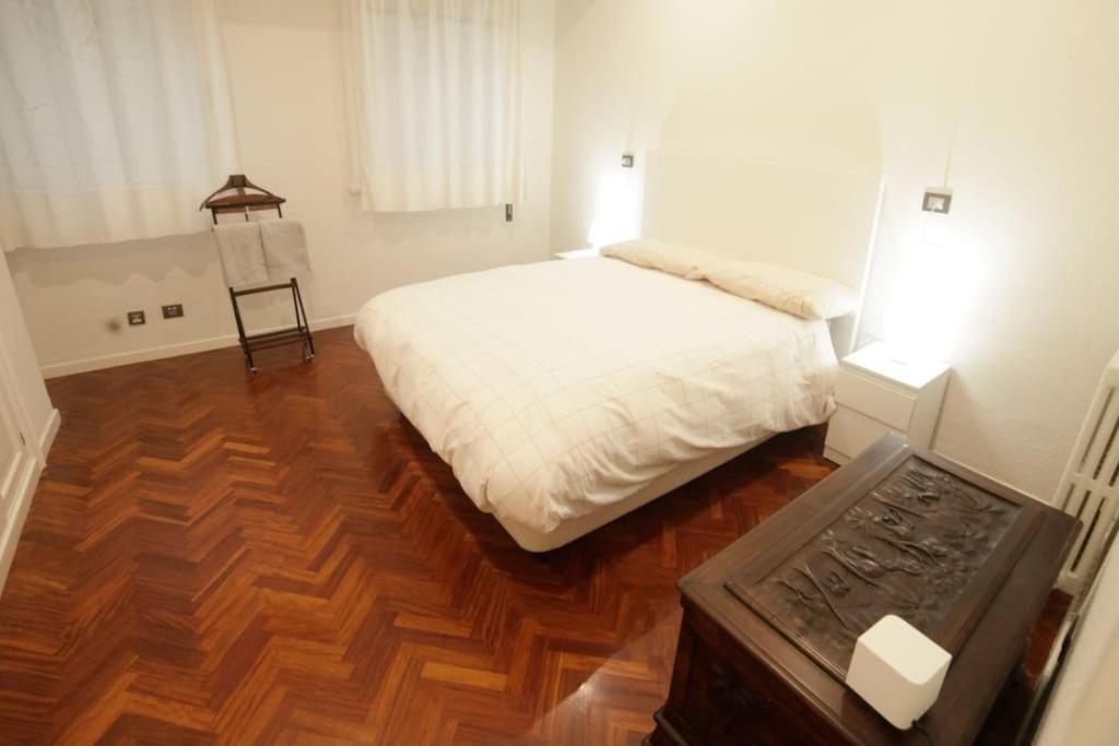 Apartamento Piso Lujo En Gran Via Con Garaje Vigo Exterior foto
